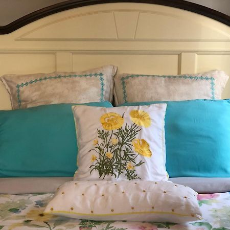 The Sunshine House-Free Parking Bed and Breakfast Βανκούβερ Δωμάτιο φωτογραφία